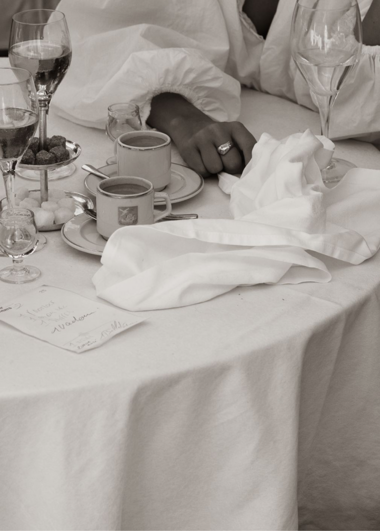 THE ART OF A LONG LUNCH